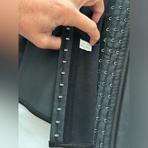 Women’s Waist Trainer Sz. L